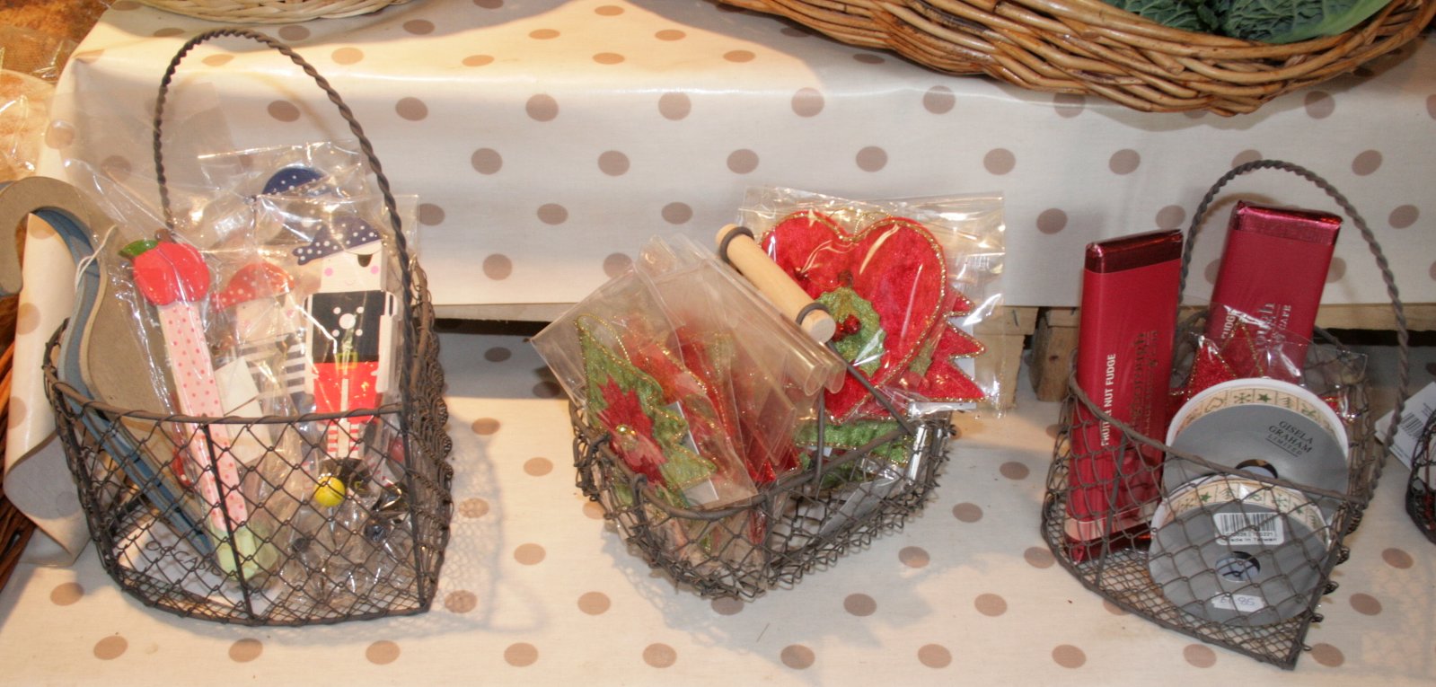 gifts4